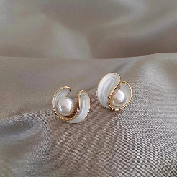 Eleganti baltie opāla rotaslietas